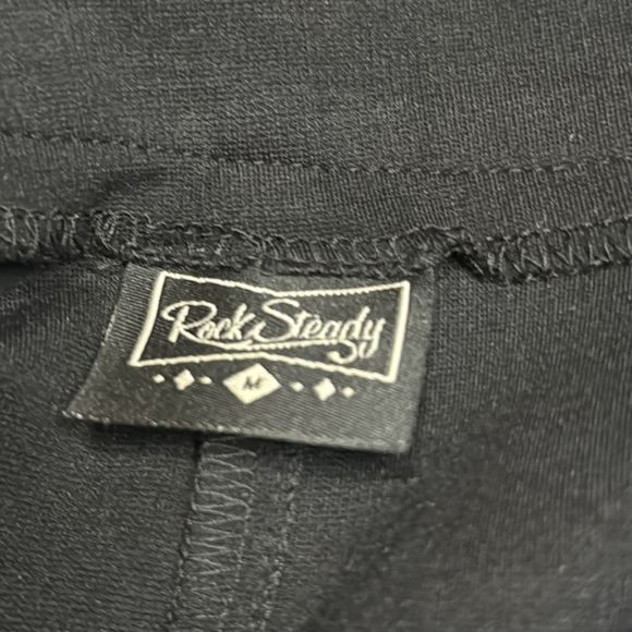 Pencil Skirt with red buttons by Rock Steady - Picture 4 of 5